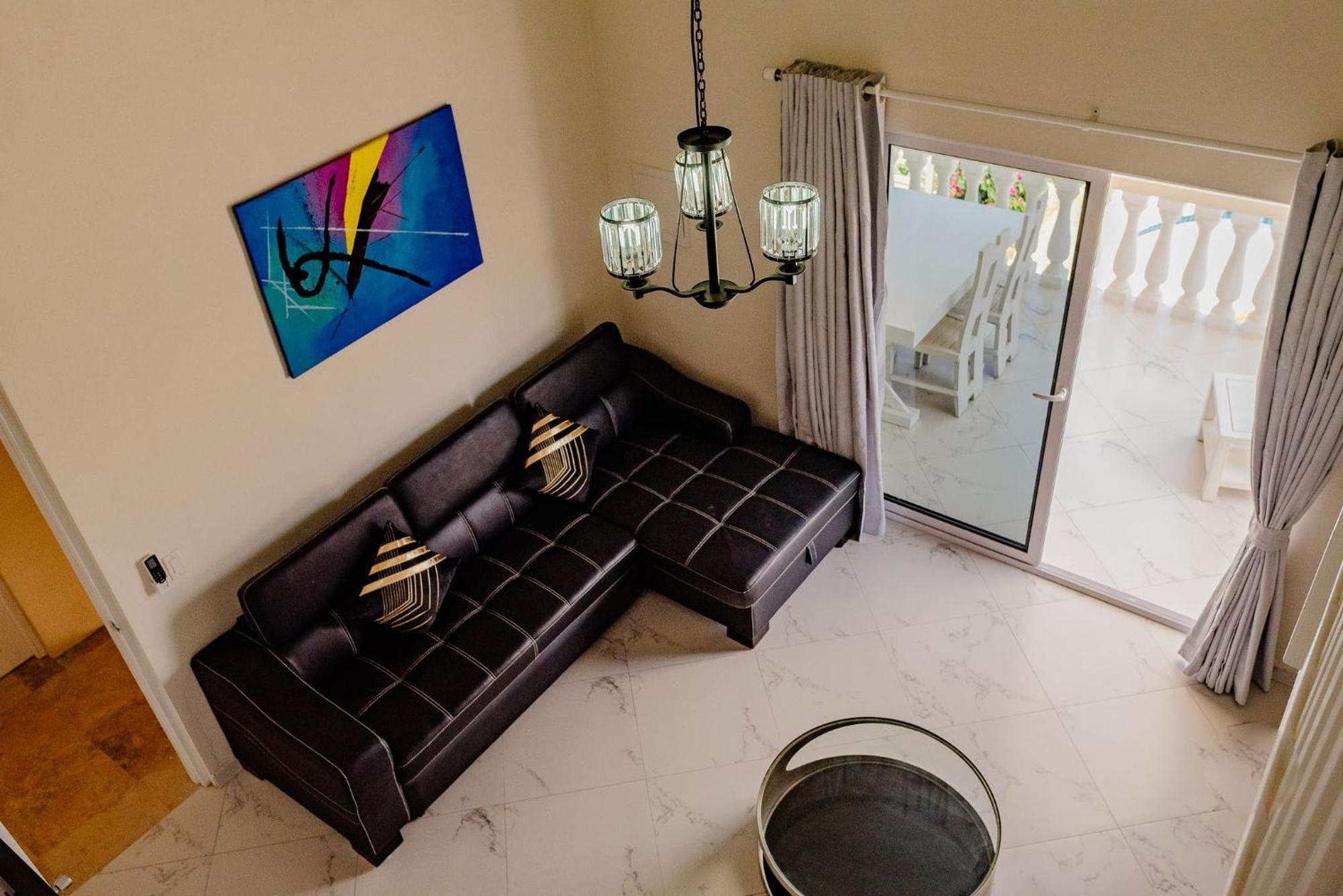 Elegant 2-Bedroom Apartment 2 Km From Eagle Beach Παλμ Μπιτς Εξωτερικό φωτογραφία