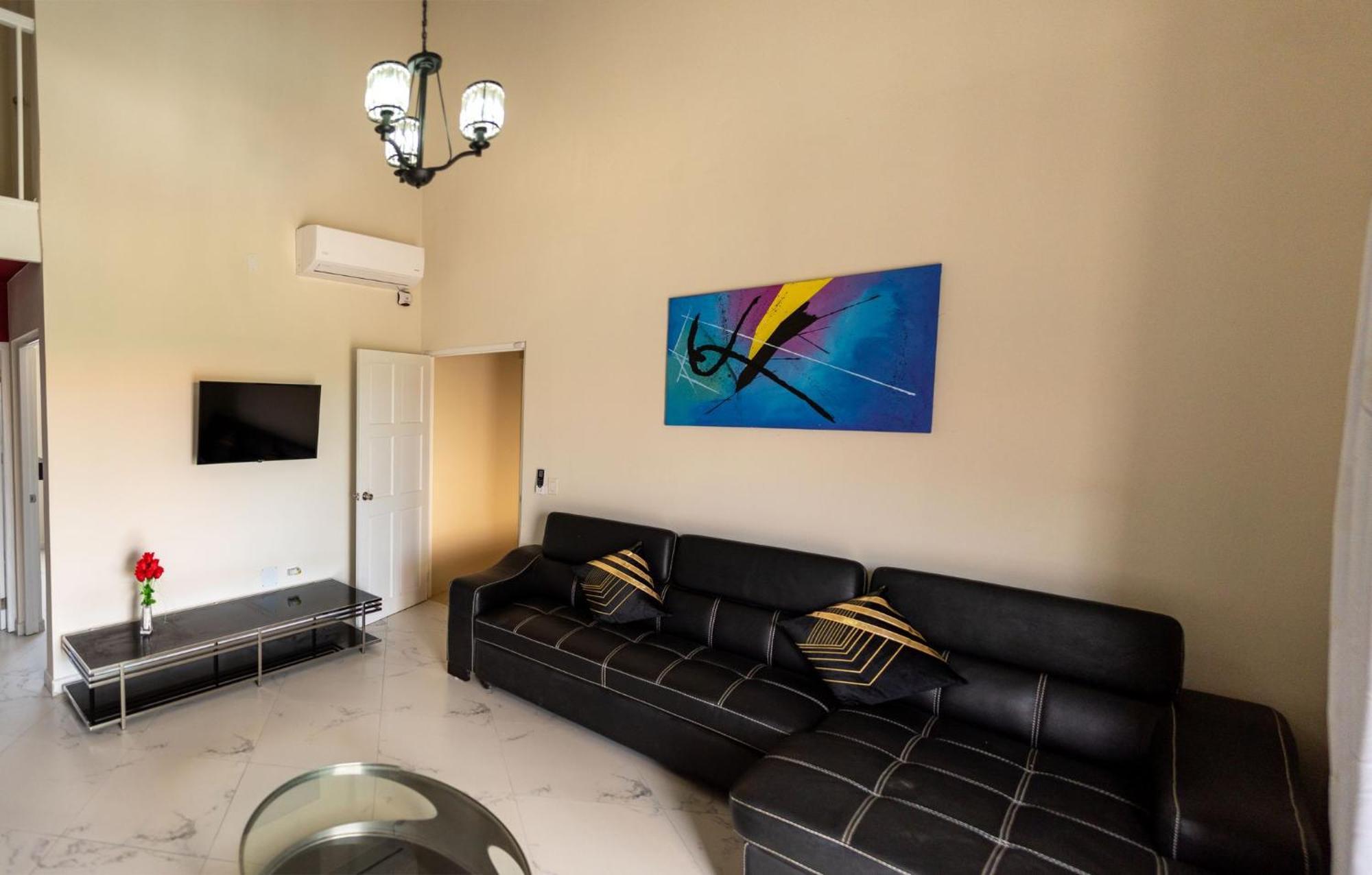Elegant 2-Bedroom Apartment 2 Km From Eagle Beach Παλμ Μπιτς Εξωτερικό φωτογραφία